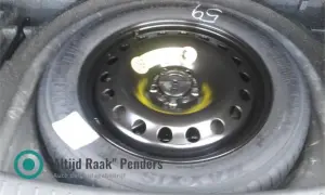 Gdzie koło zapasowe w Fordzie Kuga? Przewodnik dla każdej generacji
