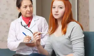 Badanie alkomatem nieletniego: Kiedy policja ma prawo? Zasady.