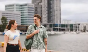 Spedytor: Studia czy kurs? Wybierz najlepszą ścieżkę!