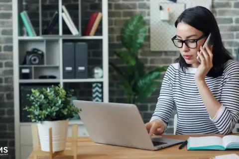 Spedytor home office: zarobki, obowiązki i jak zacząć? Poradnik