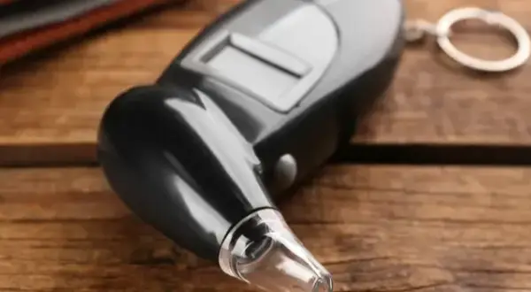 Kalibracja alkomatu w domu: Czy to możliwe? Poznaj prawdę!